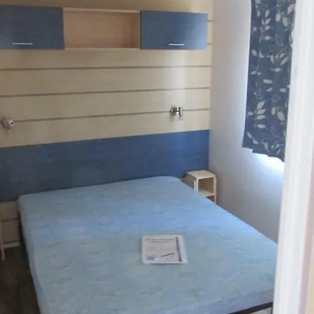 Mobil 2 Chambres, Les 7 Fonts Campsite Agde